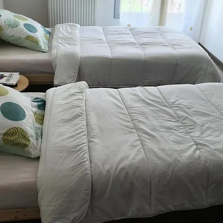 Apartment Le Clos Des Merisiers - Et Accueuillant Pour 6 Personnes Mae-0011